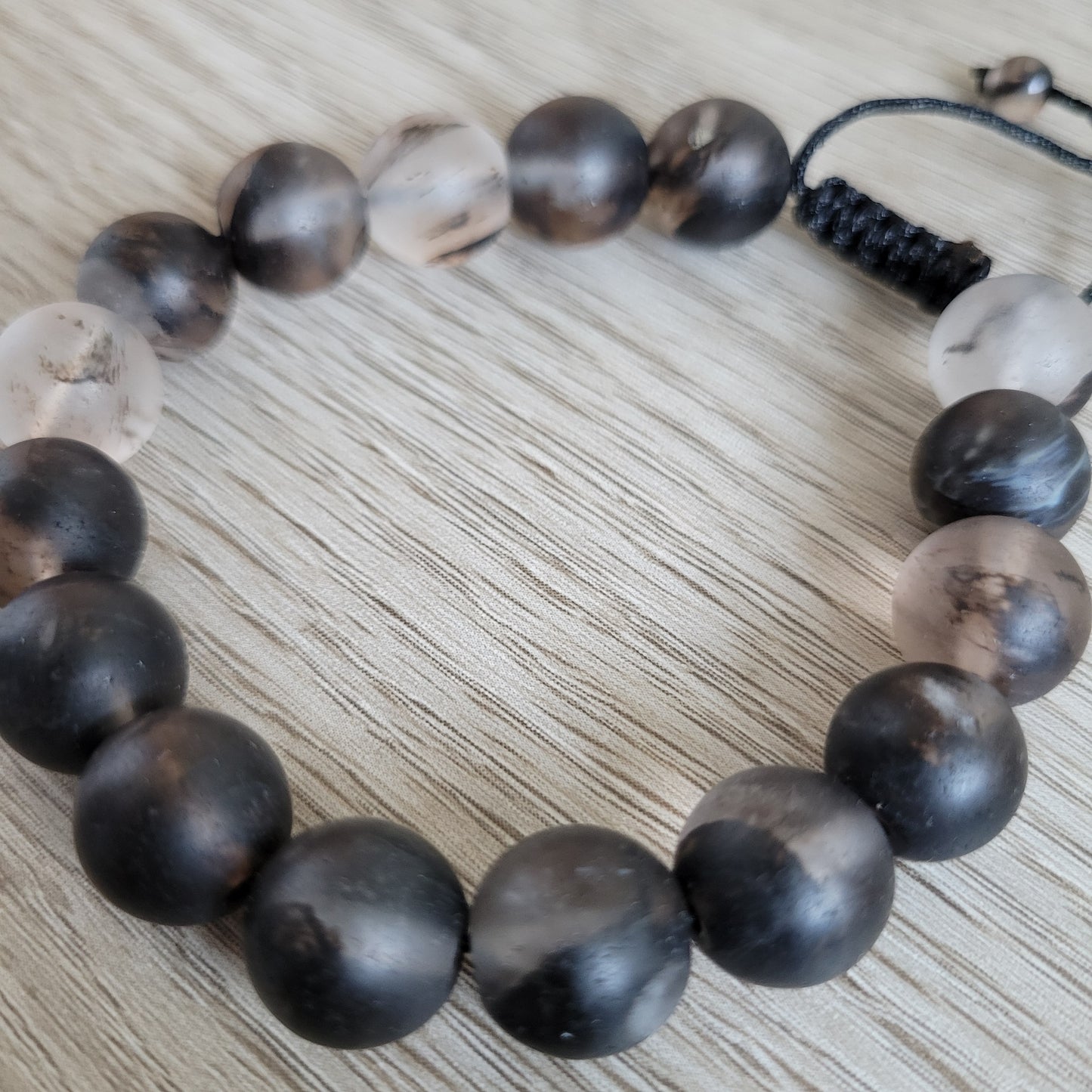 BLACK WATERMELON QUARTZ 12MM PULL CORD
