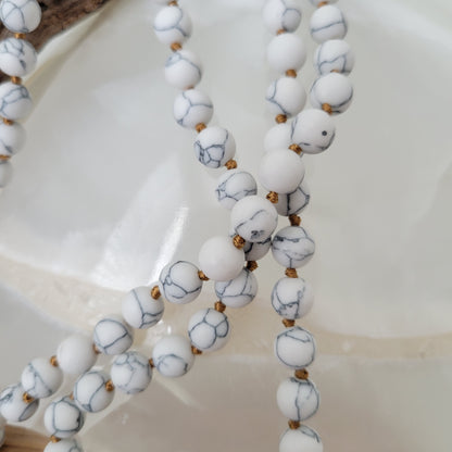 WHITE HOWLITE MAT NECKLACE 60"