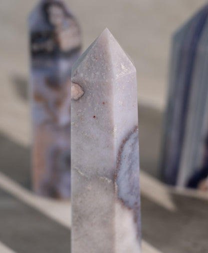 BLUE FLOWER AGATE TOWER- 3-5"