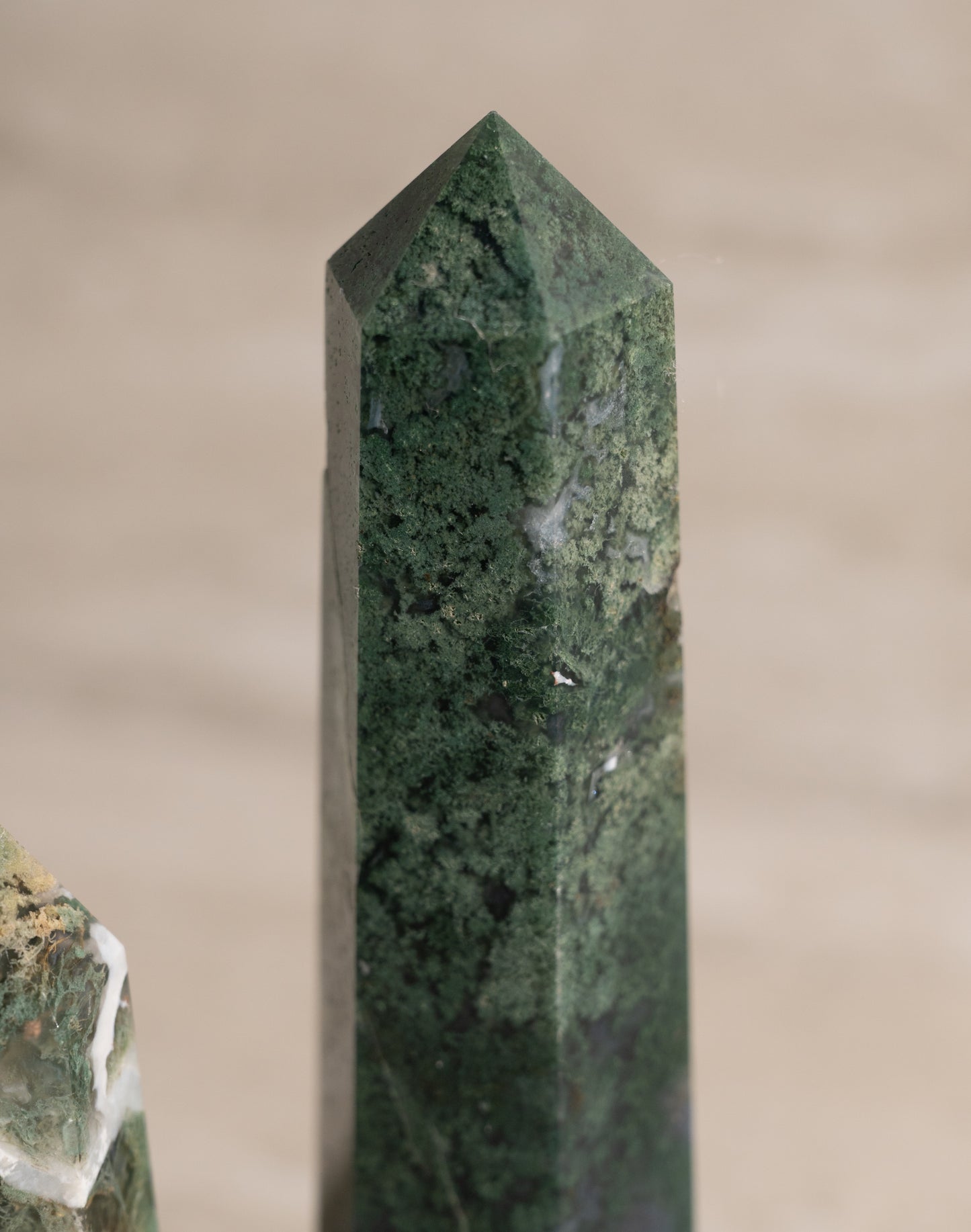 MOSS AGATE TOWER- 5-7"