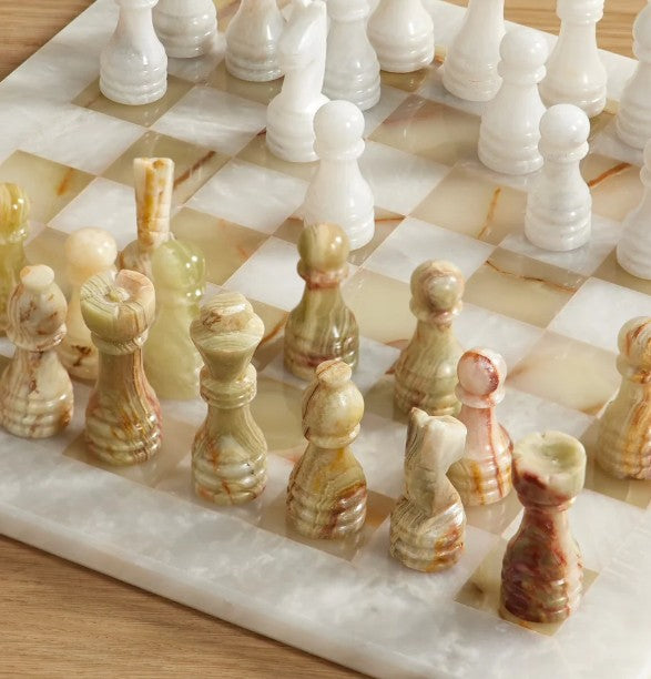 ONYX CHESS SET