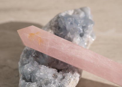 ROSE QUARTZ WAND