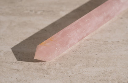 ROSE QUARTZ WAND