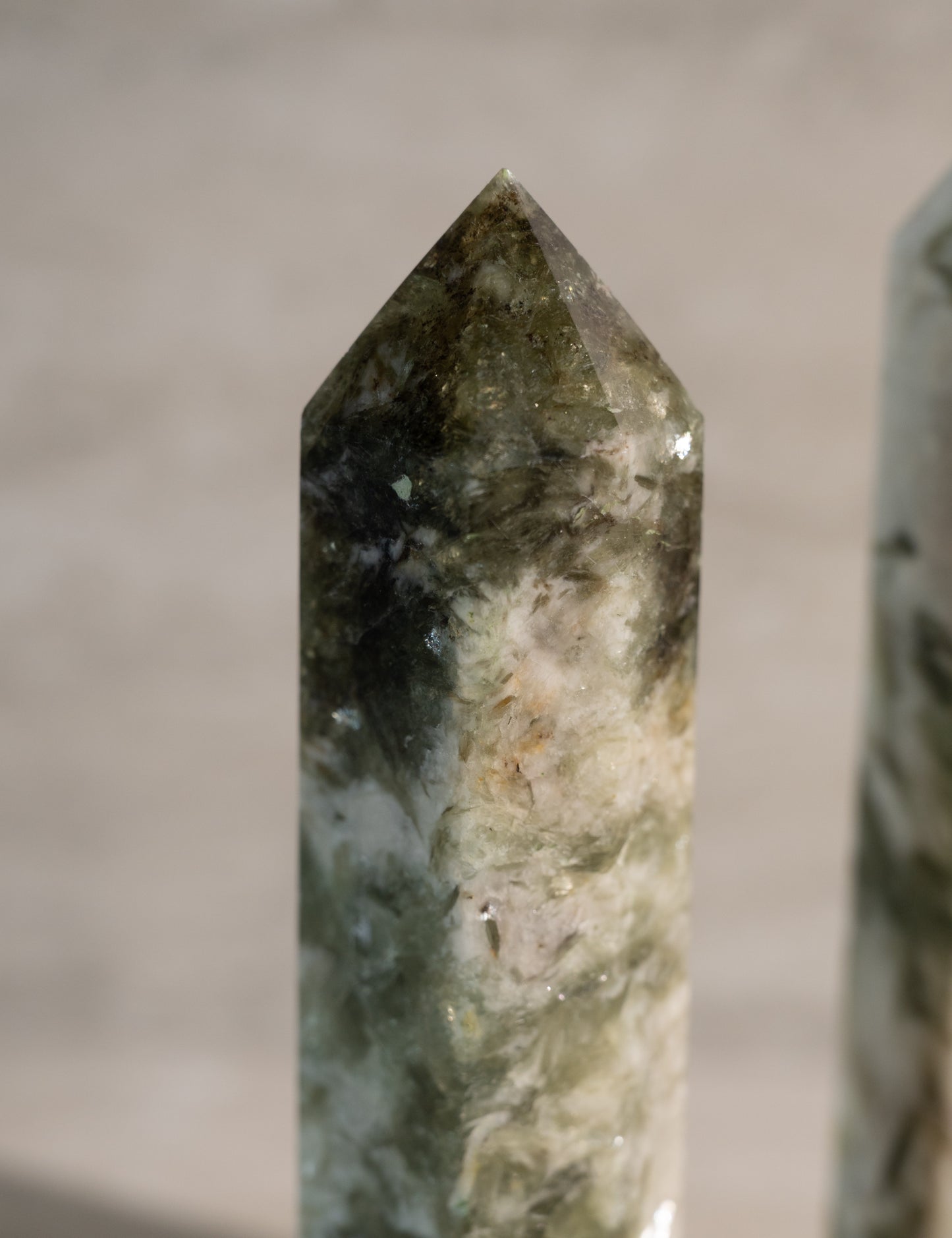 SERPENTINE STONE TOWER- 5-7"