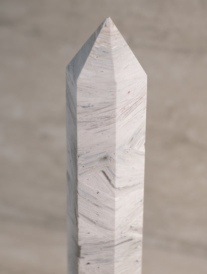 WHITE MEXICAN CRAZY LACE AGATE TOWER- 8-10"