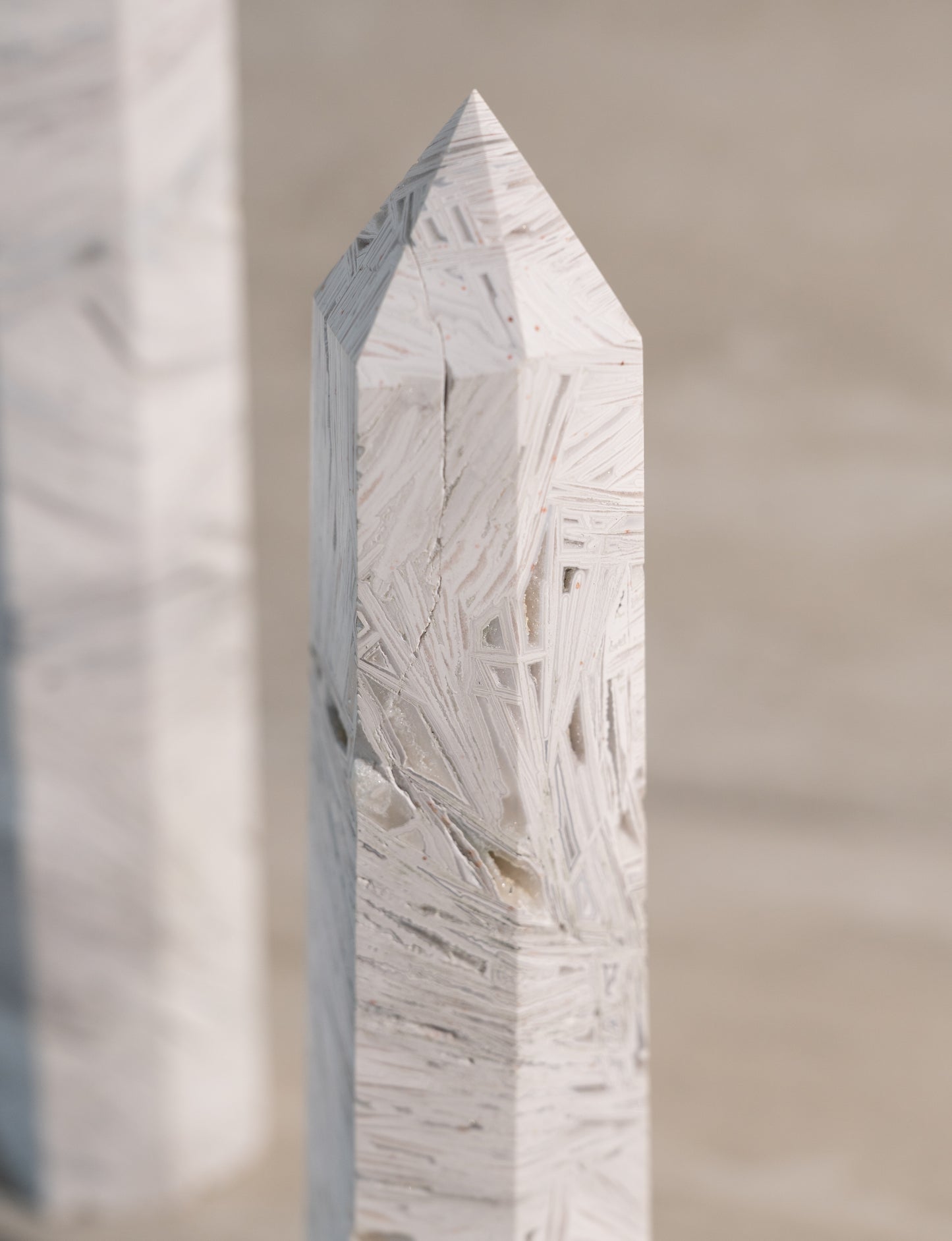 WHITE MEXICAN CRAZY LACE AGATE TOWER- 8-10"